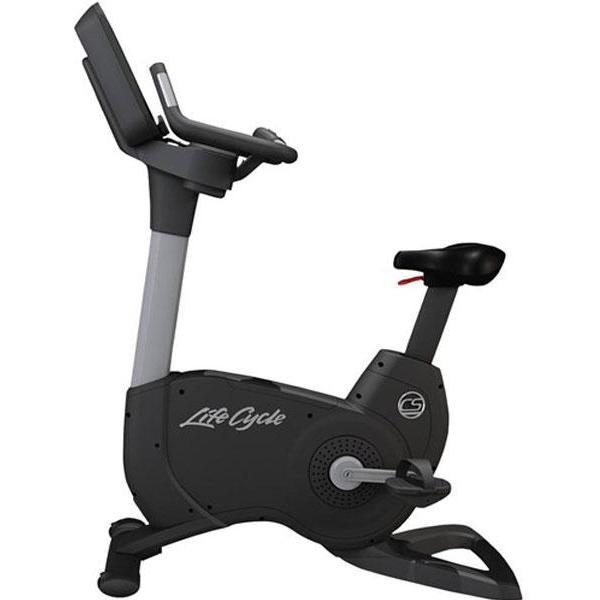 Life Fitness Platinum Club Series Upright Lifecycle Exercise Bike